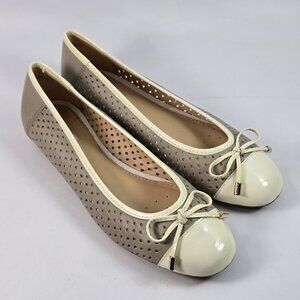 Geox Respira Ballet Flats Size 38.5 EU 8.5 US Perforated Bow Comfort Chic